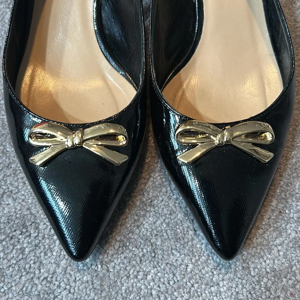 Kate Spade Black Slingback Heels with signature bow & logo. Original box. Size 7 - Picture 7 of 7